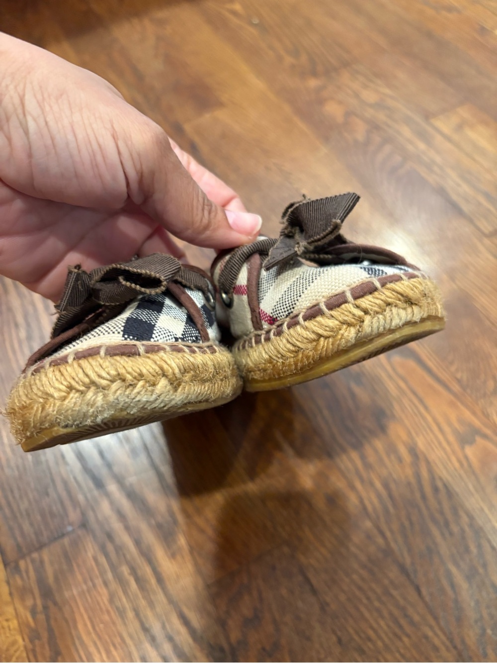 Burberry Beige Plaid Espadrille Flats with Brown Bow Trim - Picture 6 of 7
